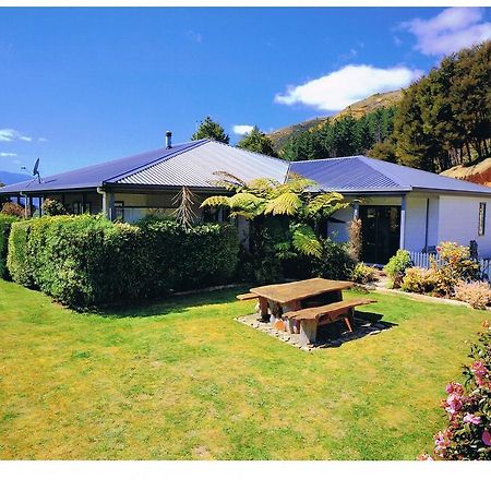 Ferienwohnung Pelorus Heights Havelock Exterior foto